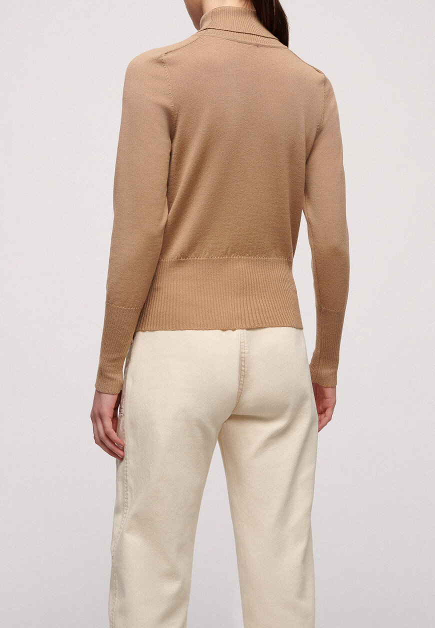 водолазка  Manos со скидкой