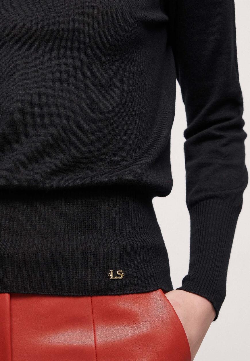 водолазка  Manos по распродаже