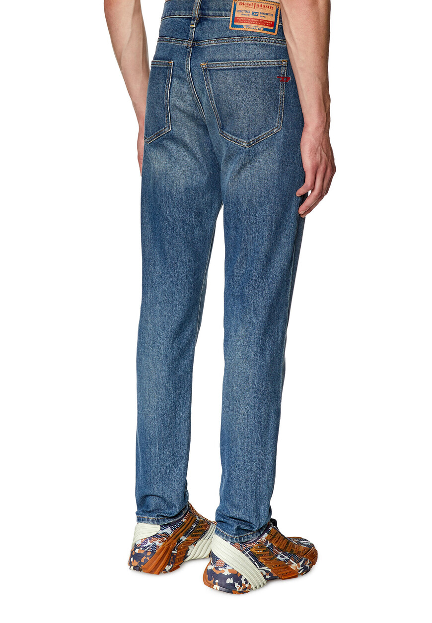 джинсы  A0355809F88 купить с доставкой