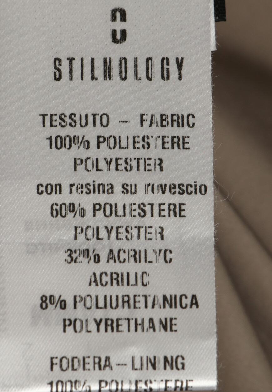 пуховик  универсального стиля с лицевой стороны