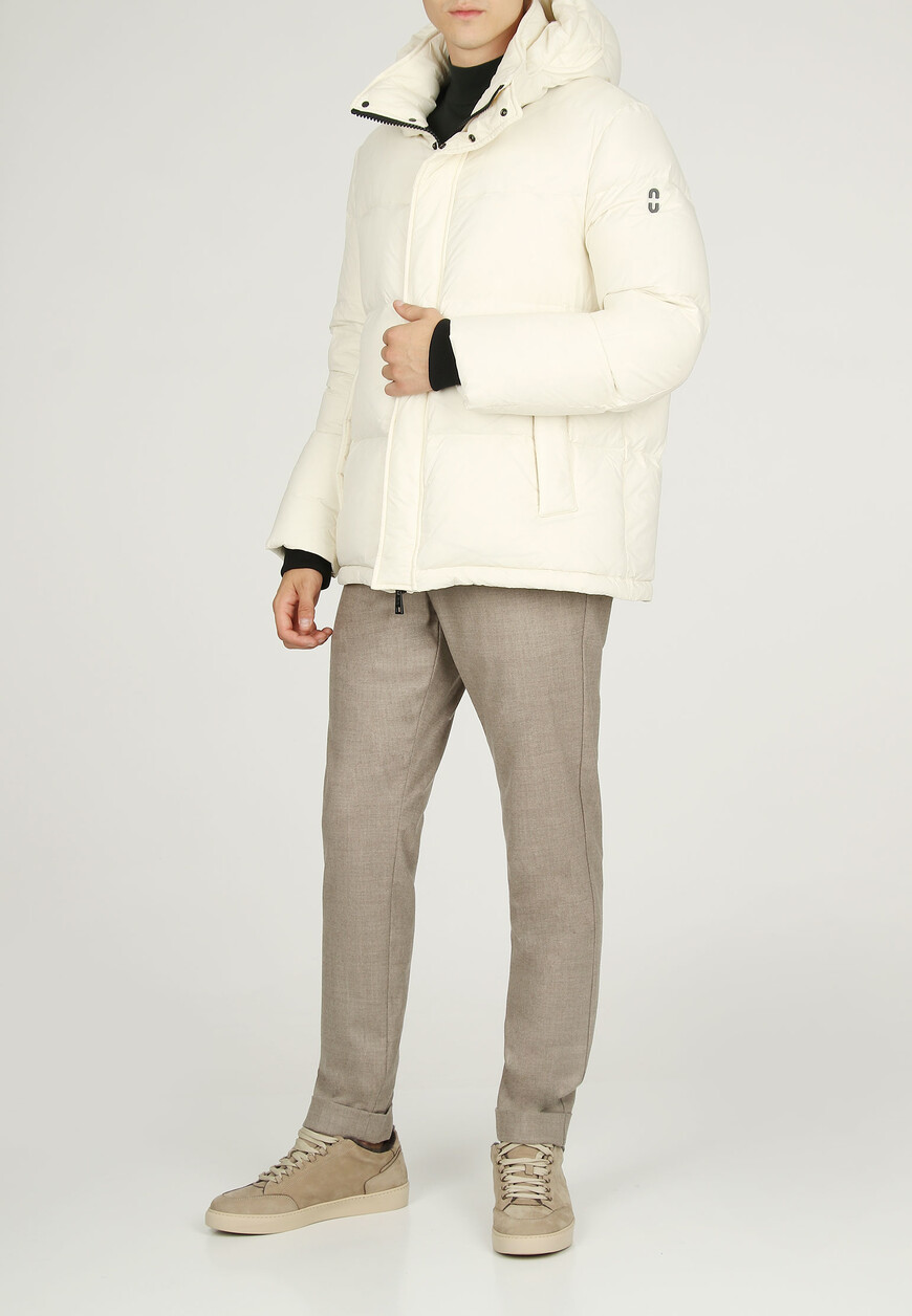 пуховик  от бренда stilnology вид слева