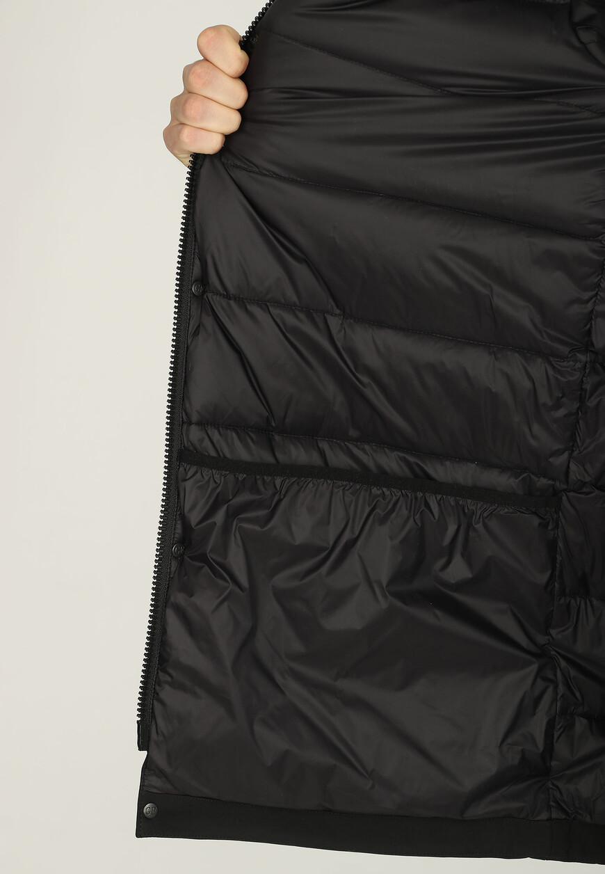 пуховик  универсального стиля с лицевой стороны