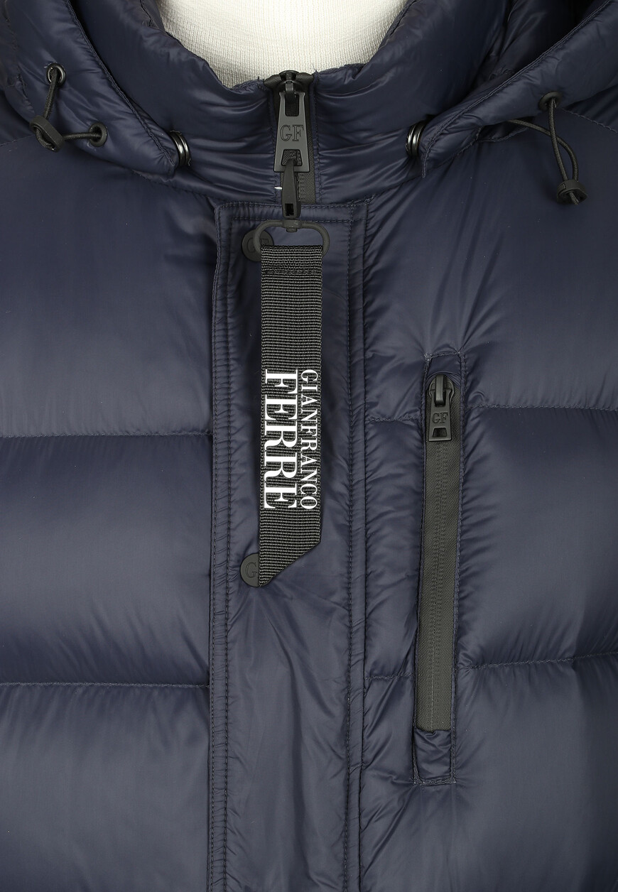 пуховик  из проверенных материалов спереди