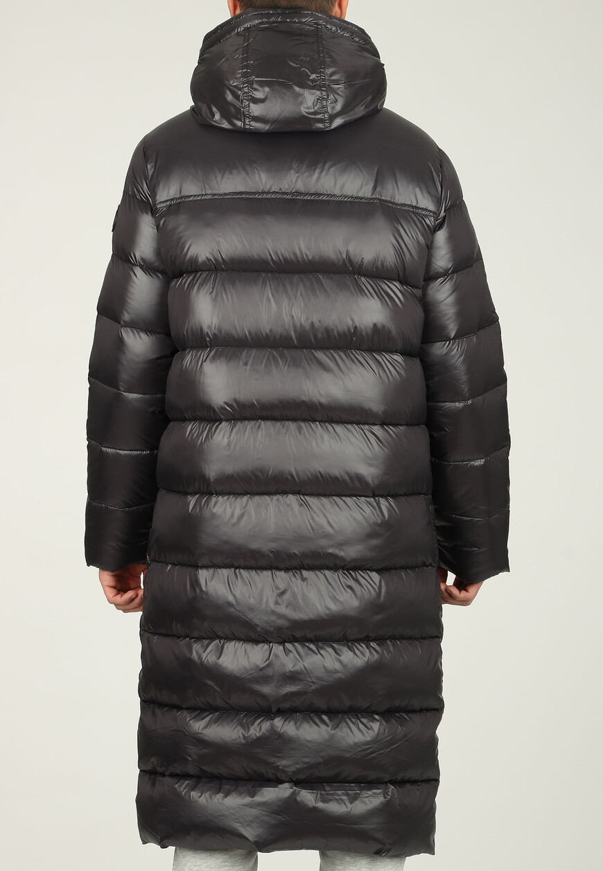 Товар черного цвета с внутренней стороны