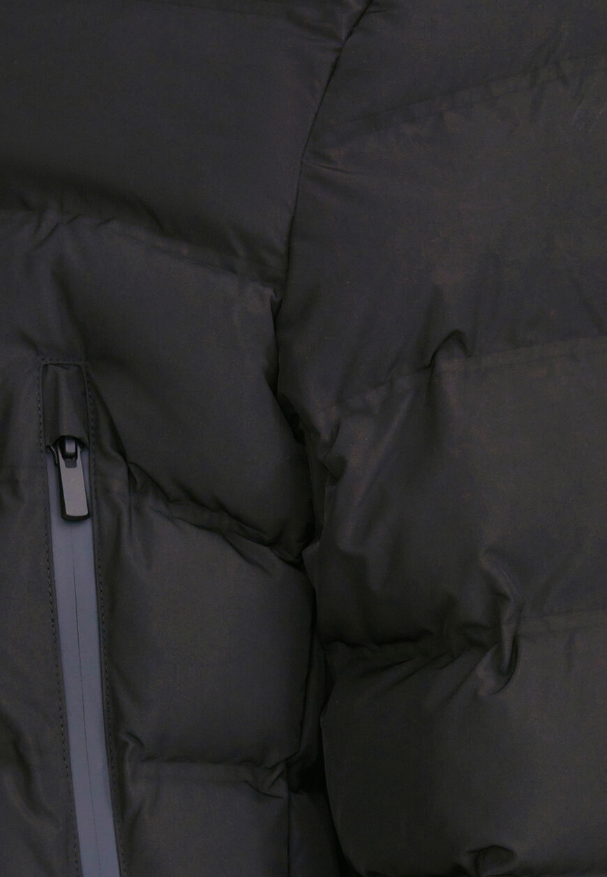 куртка  из проверенных материалов спереди