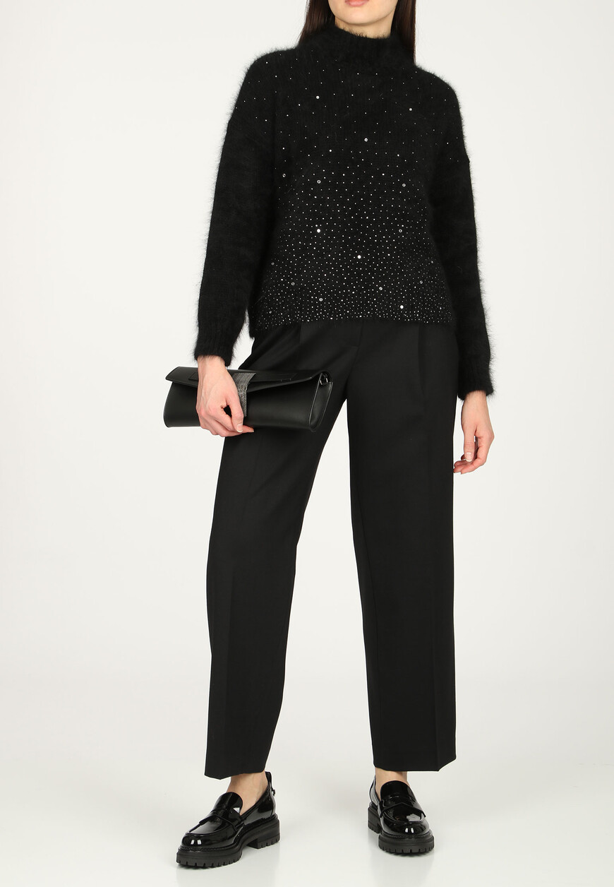 свитер  из италии вид сбоку