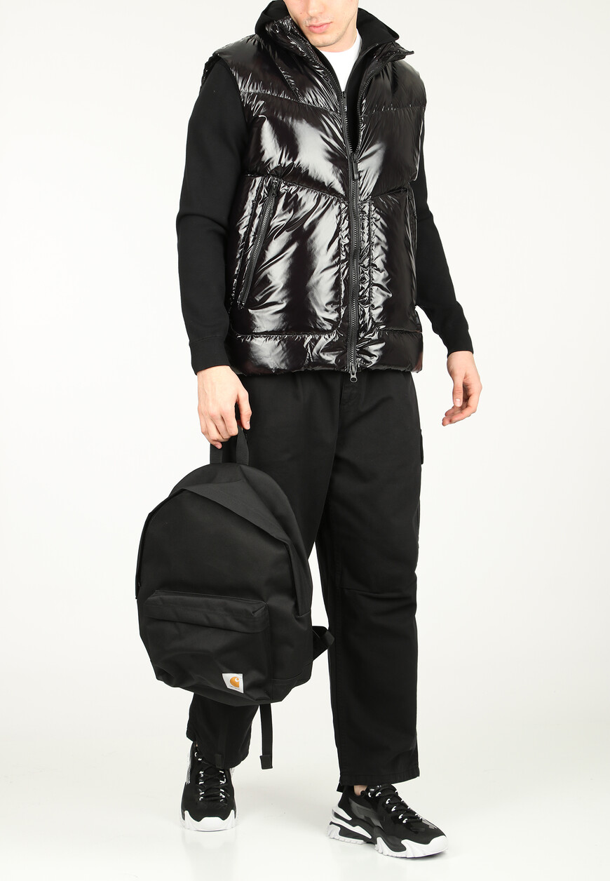 жилет  от бренда outhere вид слева