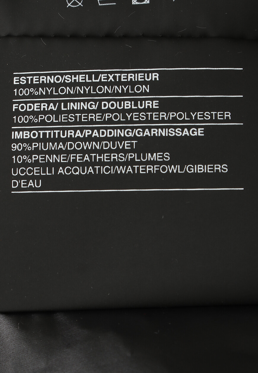 жилет  вид слева