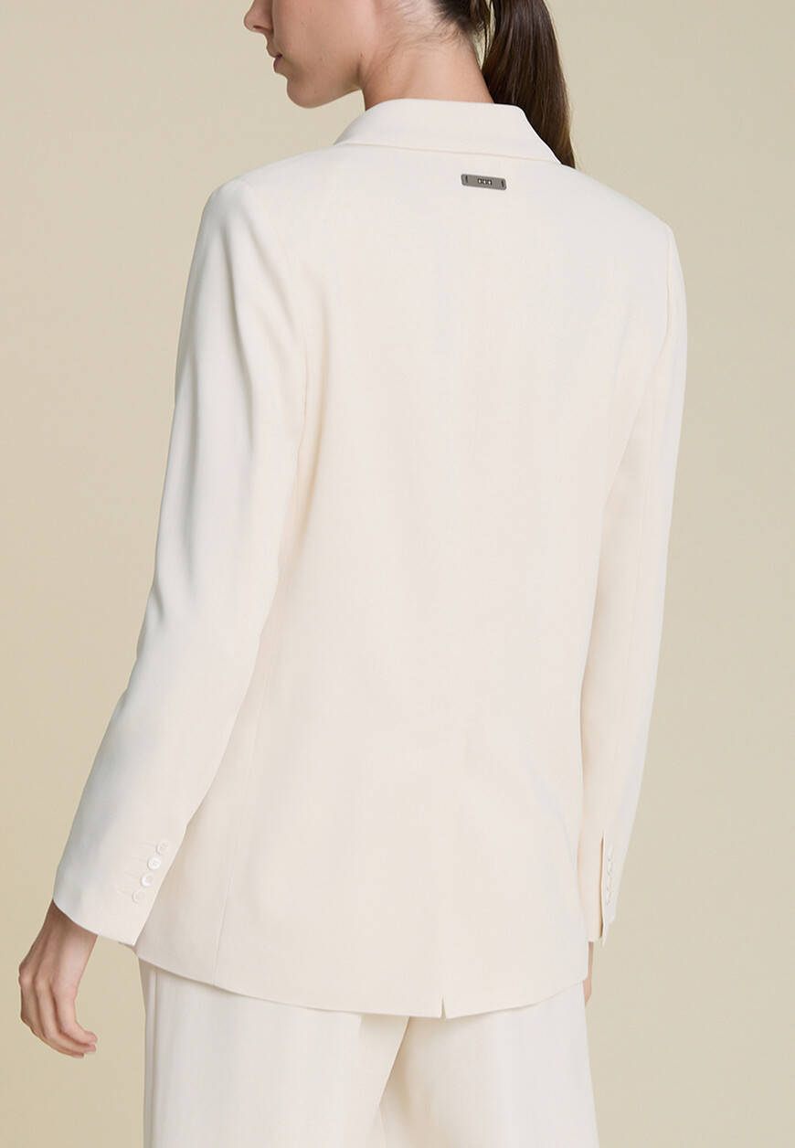 костюм  E01928A02747 E0496902747 купить с доставкой