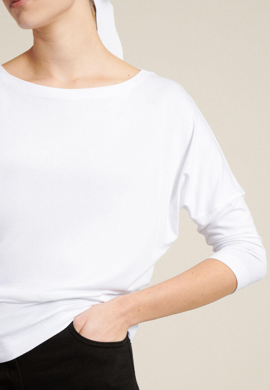 футболка  Bibla         D по низкой цене