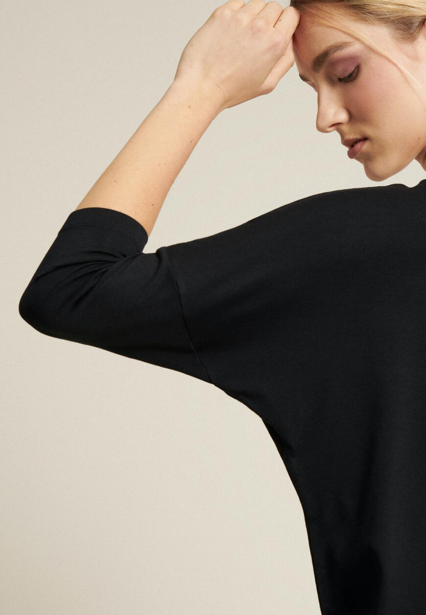 футболка  Bibla         D по низкой цене