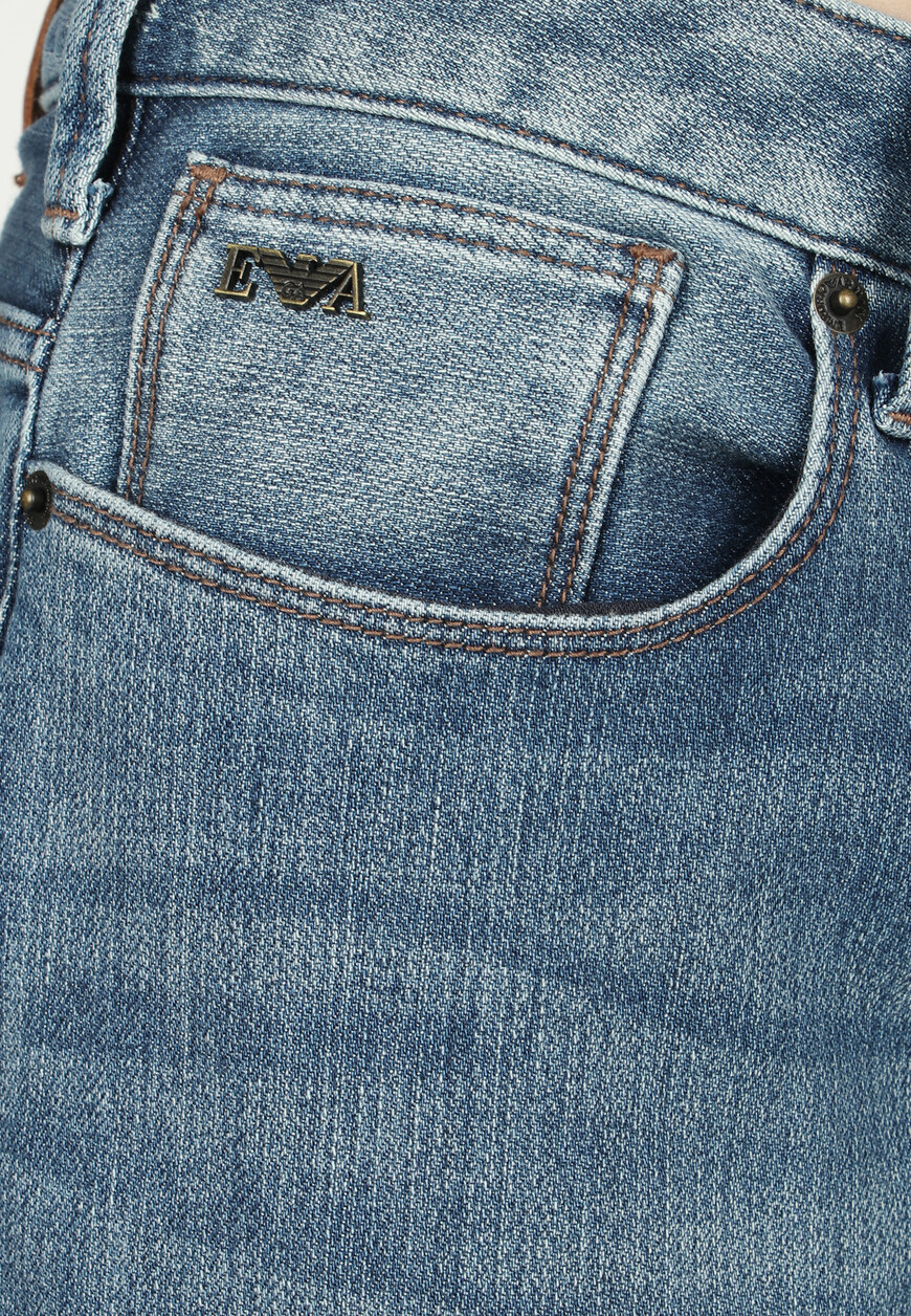 джинсы  3D1J061DRPZ со скидкой