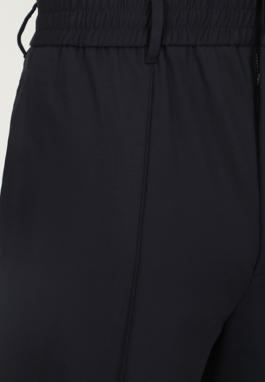 брюки  EM000045AF10059 со скидкой