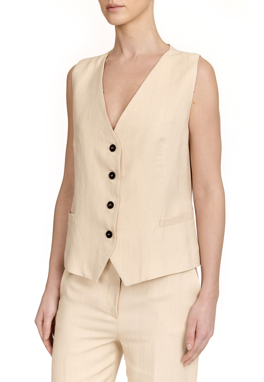 жилет  L3451935 со скидкой