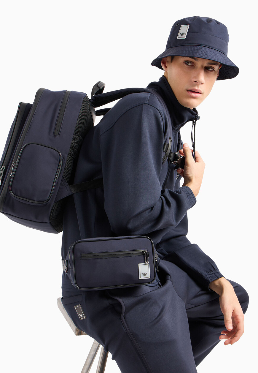 брюки  из проверенных материалов спереди