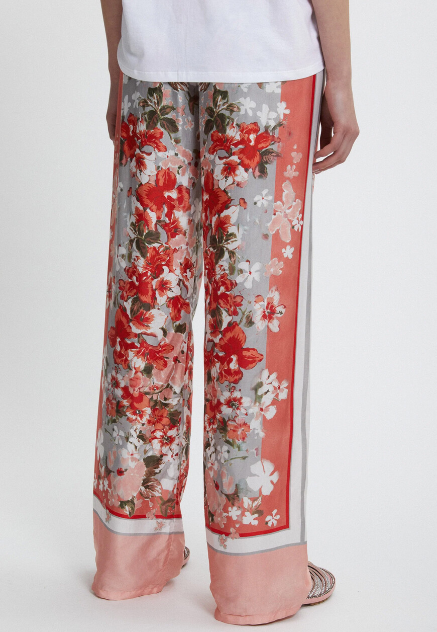 костюм  D44EK017EB3 D44EP023EB3 по распродаже