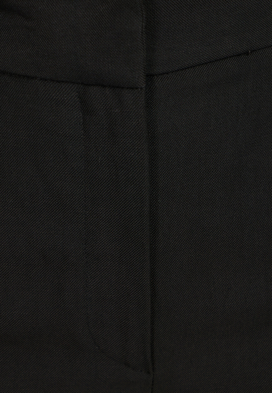 брюки  J8376L935 со скидкой