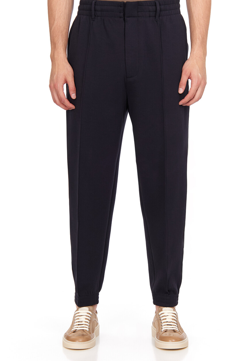 Товар синего цвета с внутренней стороны