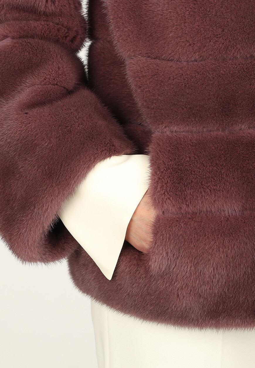 шуба  LIRIA mod LAVANDA SCURO 44 со скидкой