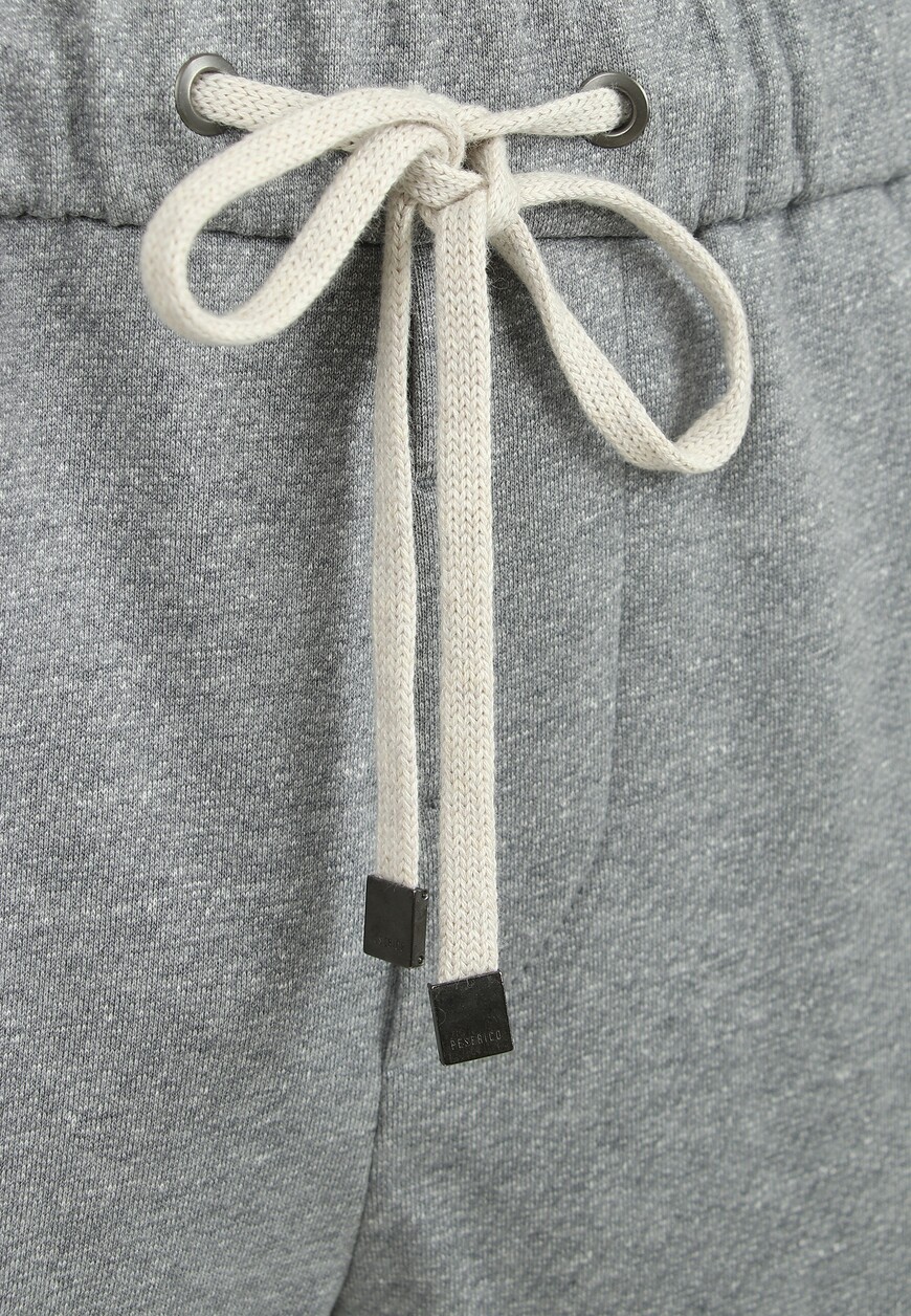 брюки  R54016J00N 07850 со скидкой