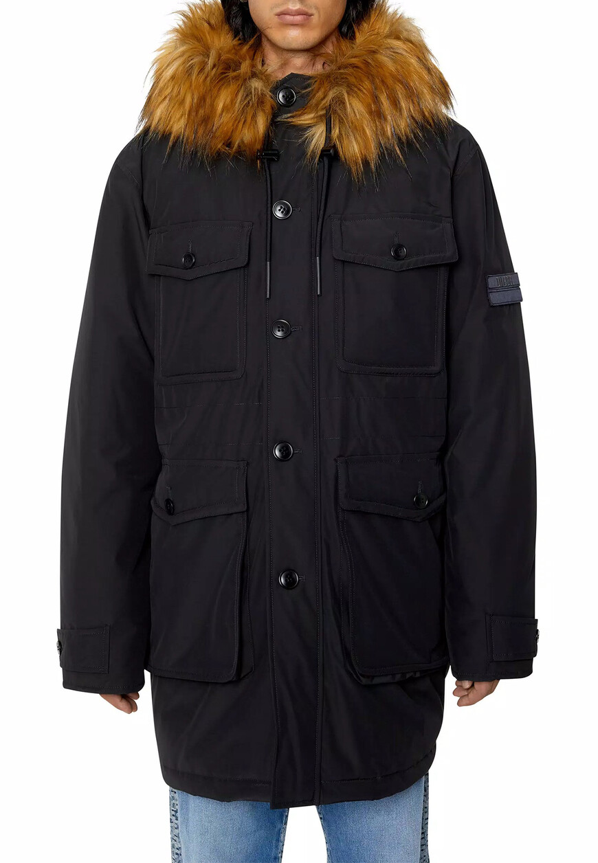 Товар черного цвета с внутренней стороны