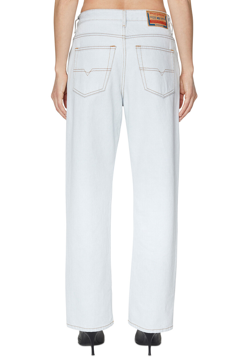 джинсы  A03621 0079Z купить с доставкой