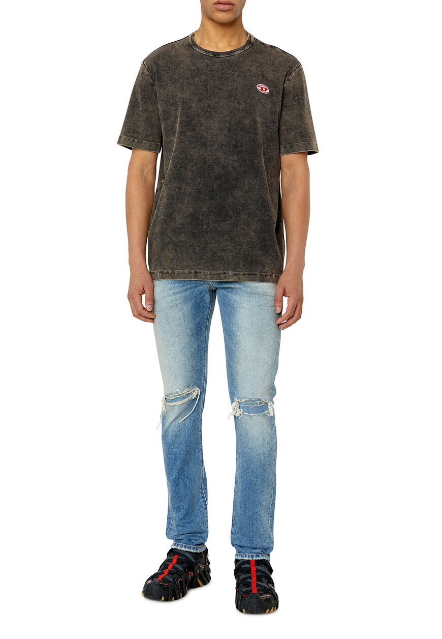 джинсы  A03558 007P3 по акции