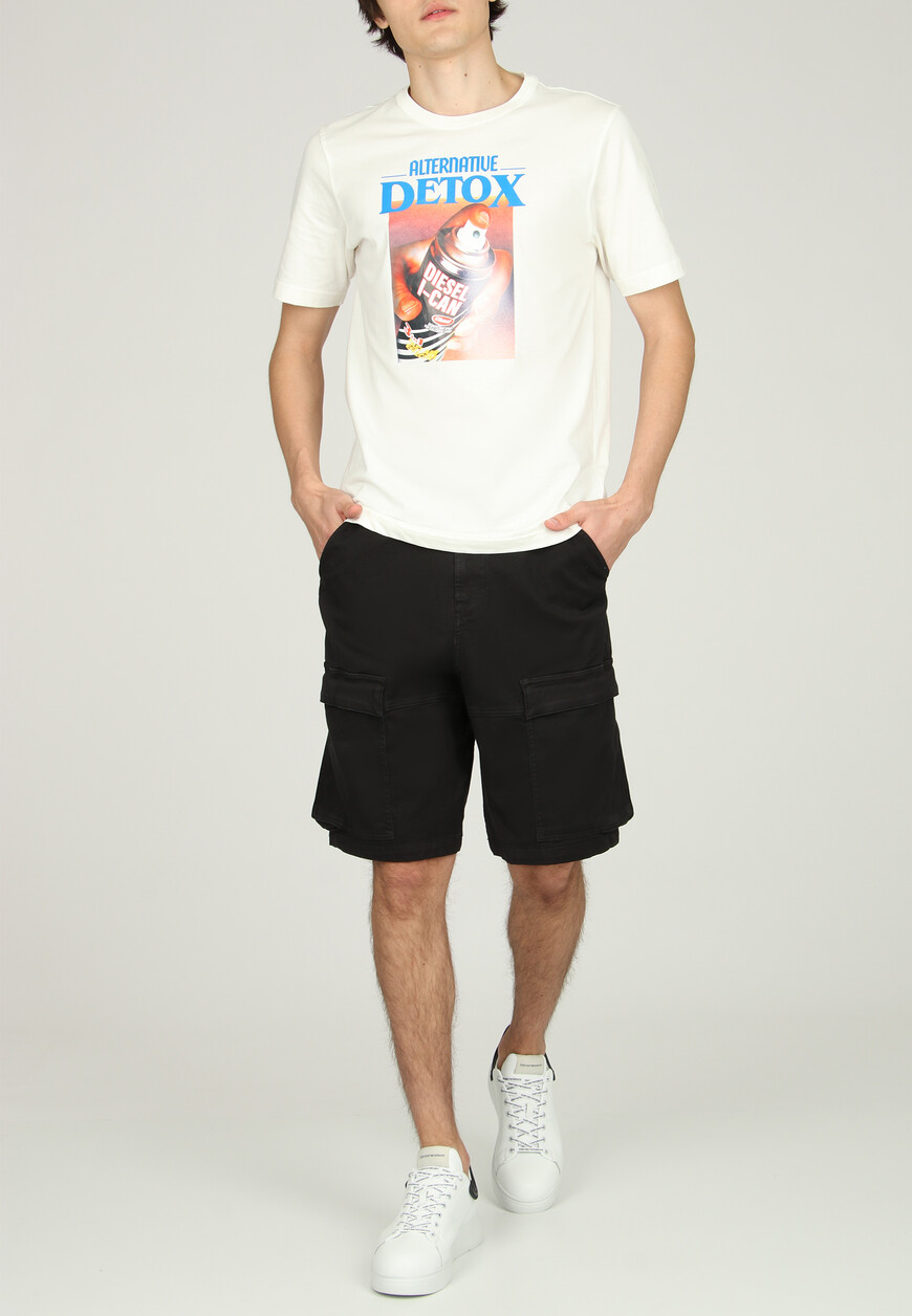 шорты  от бренда diesel вид слева