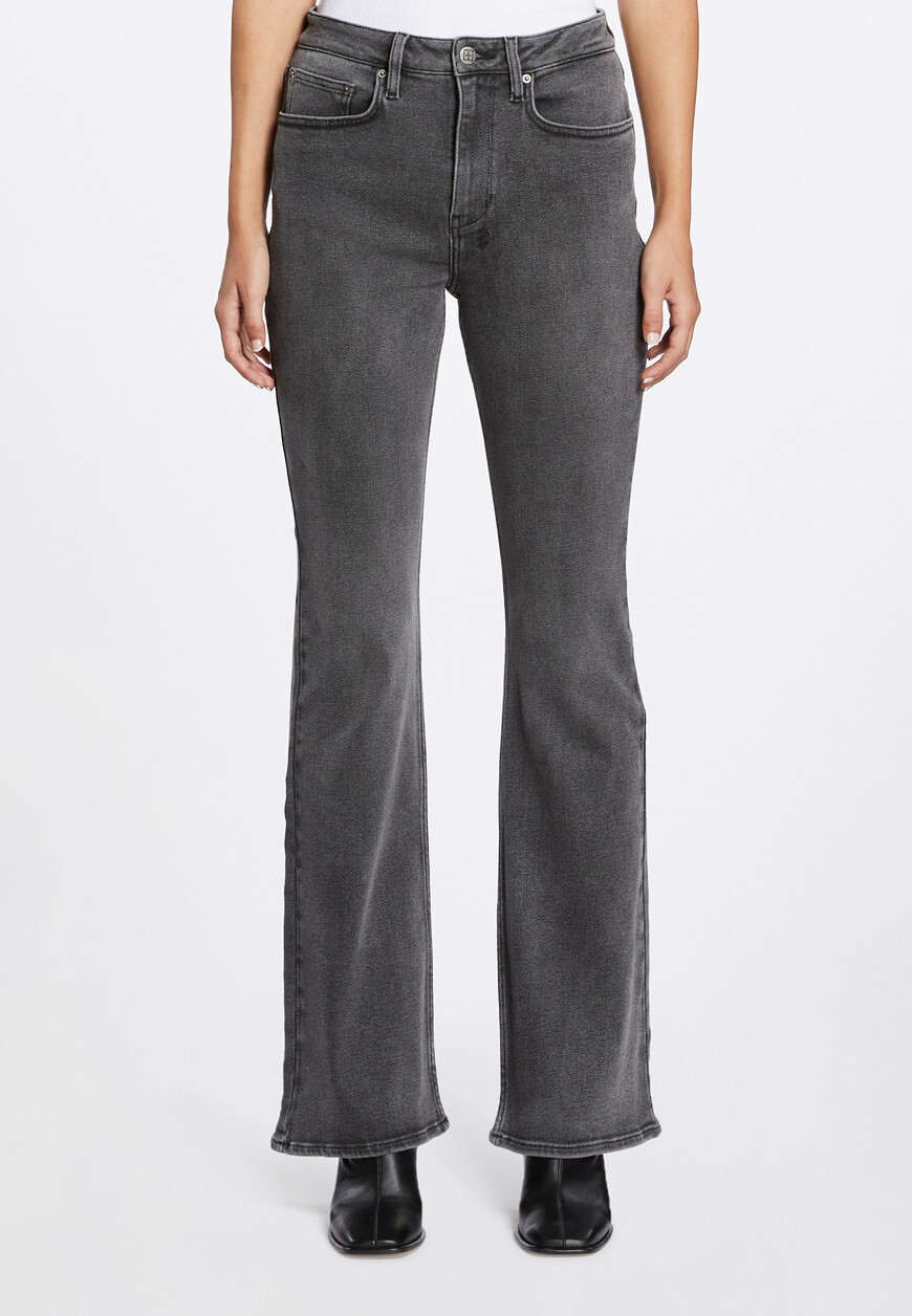 джинсы  от бренда ksubi вид слева