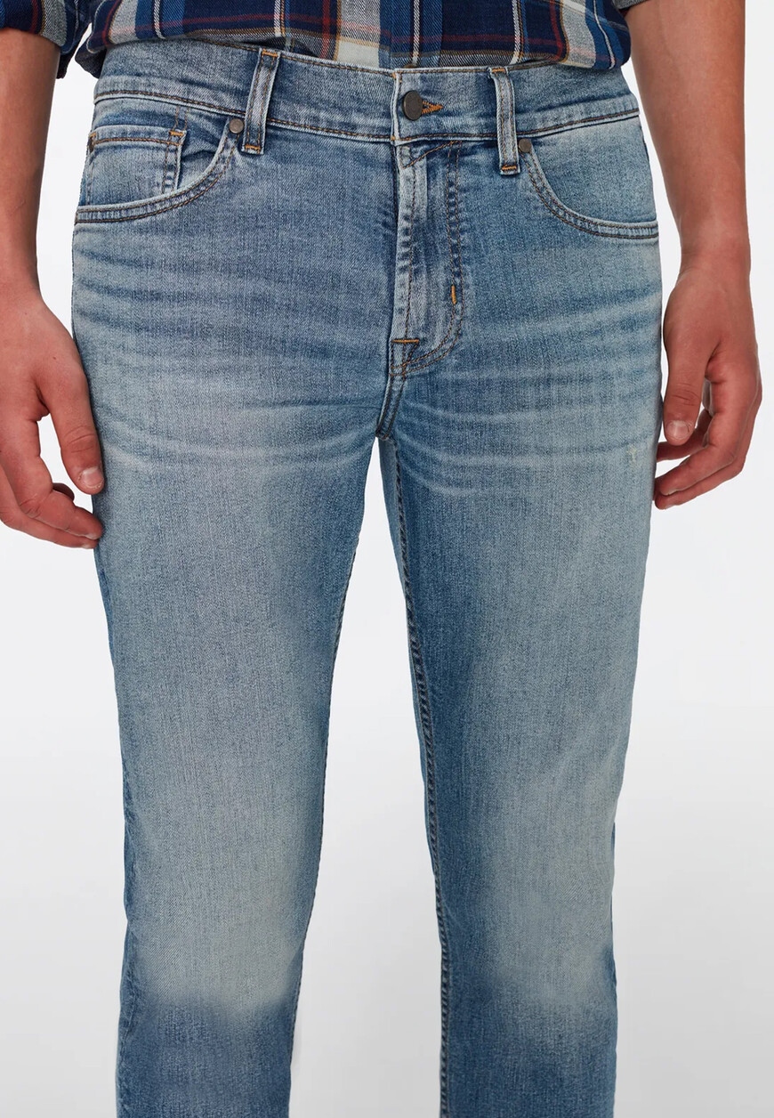 джинсы  JSMS83L0PO со скидкой