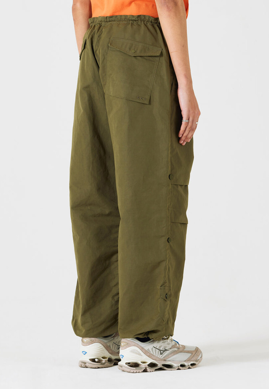 брюки  4229 Loose Snopants со скидкой