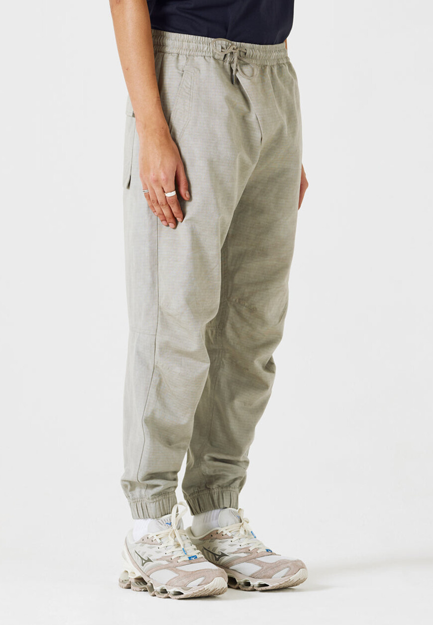 брюки  4204 Asym по акции