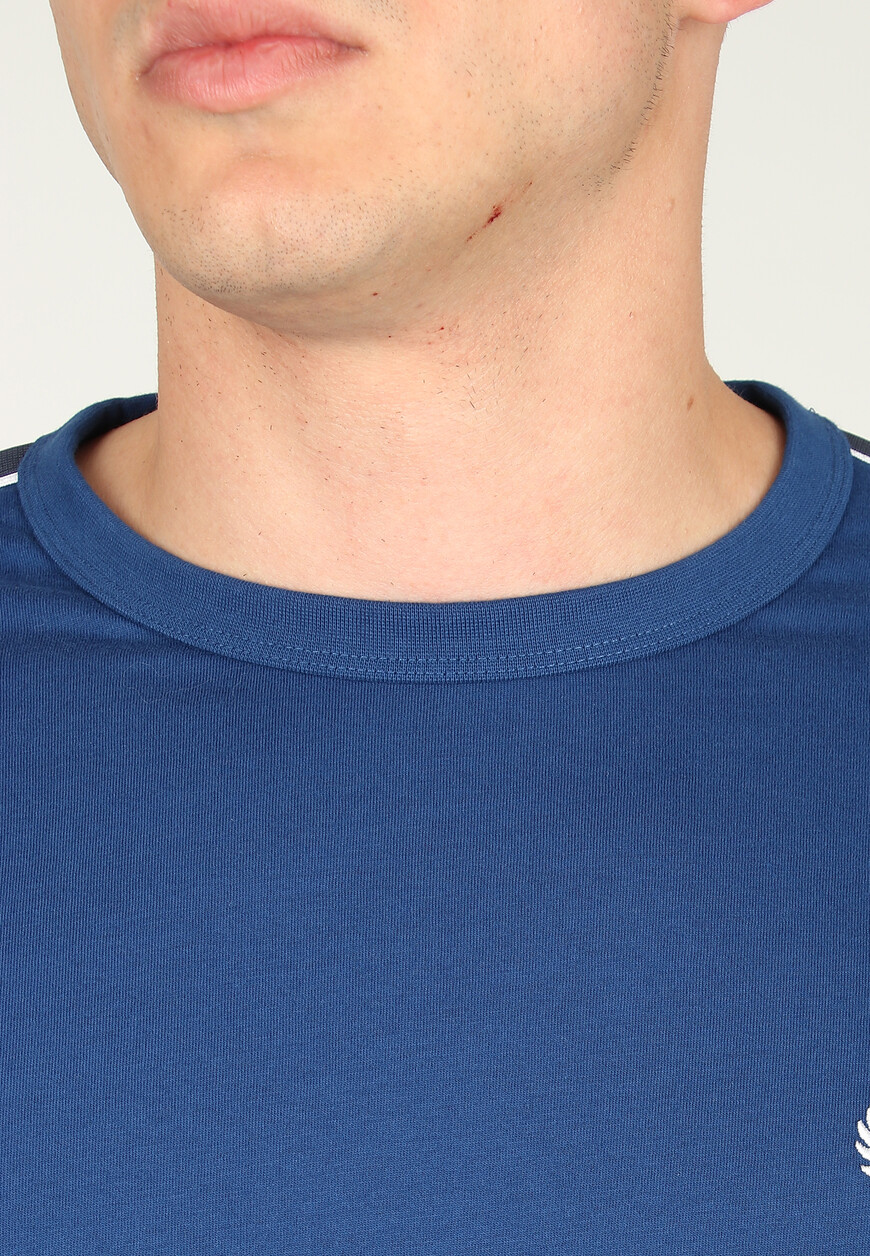 футболка  M4613 со скидкой