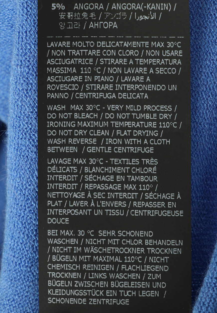 водолазка  D43EM002EP1 на официальном сайте