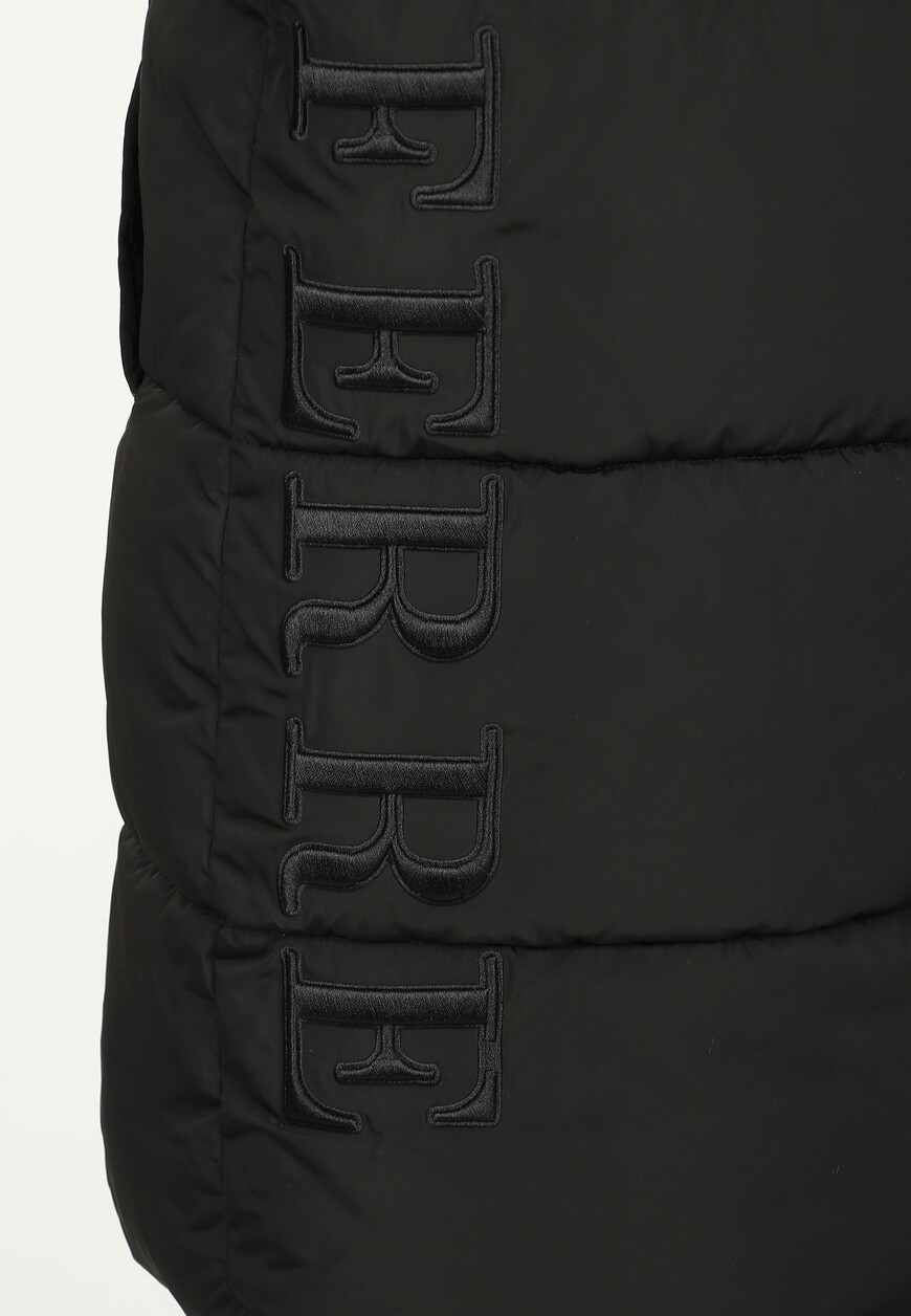 жилет  164123 на официальном сайте