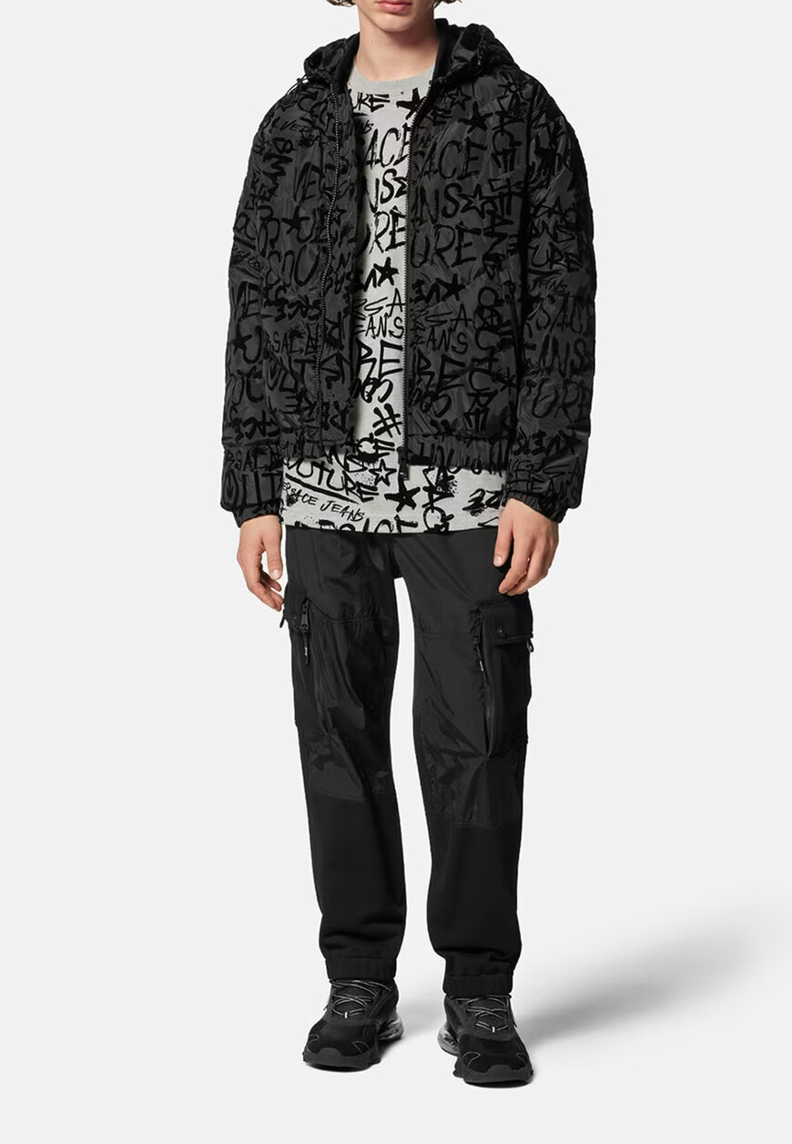 

Пуховик Versace Jeans Couture, Черный