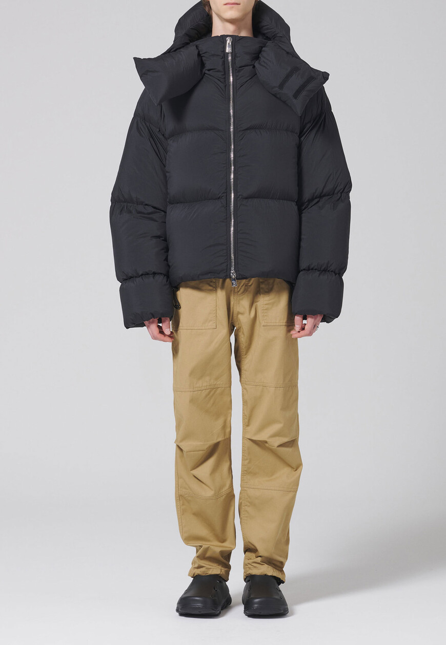 пуховик  от бренда bacon вид слева