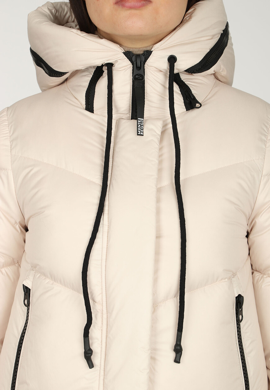 пуховик  FW37321 на официальном сайте