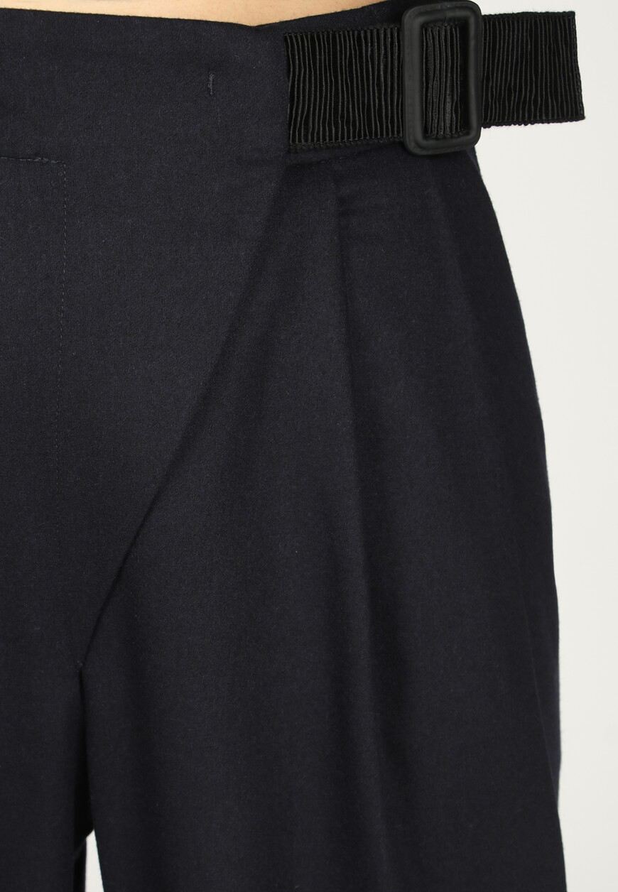 брюки  H4NP38E2109 со скидкой