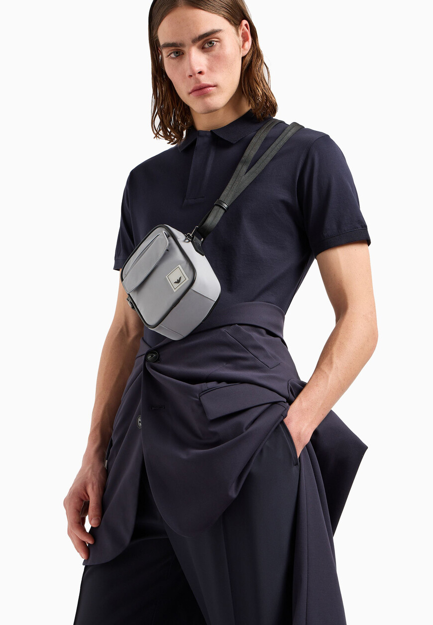 футболка  EM000080AF10094 по низкой цене