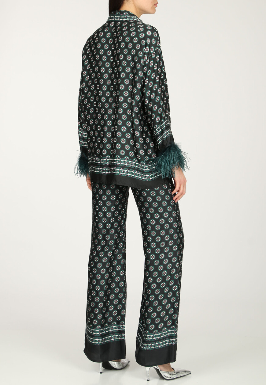 костюм  D43EK013EB4 D43EP047EB4 по распродаже