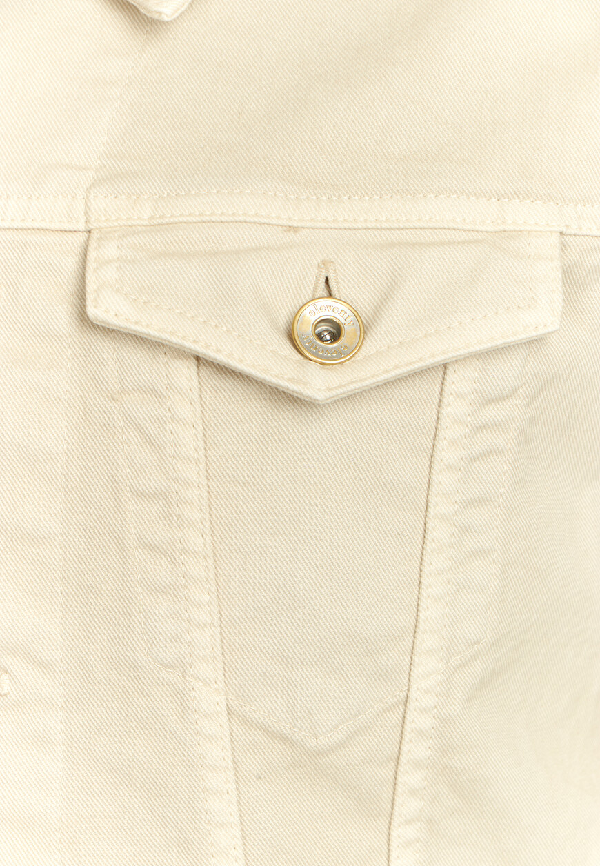 куртка  из проверенных материалов спереди