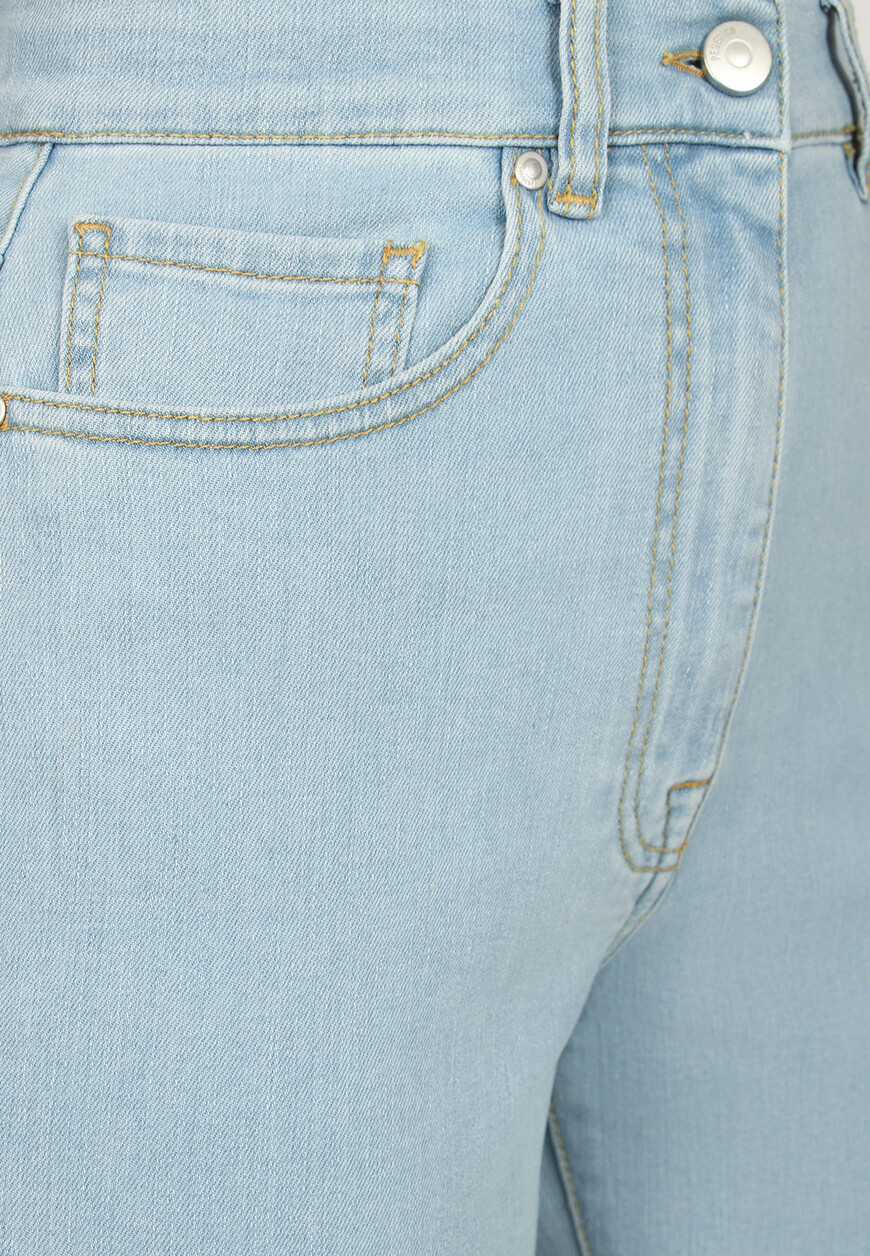 джинсы  P04525L25R04956 со скидкой