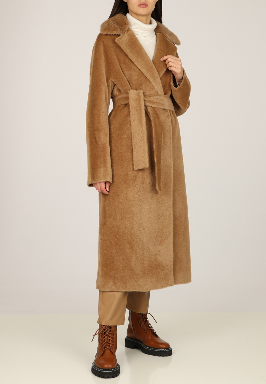 пальто  260316P676 по акции