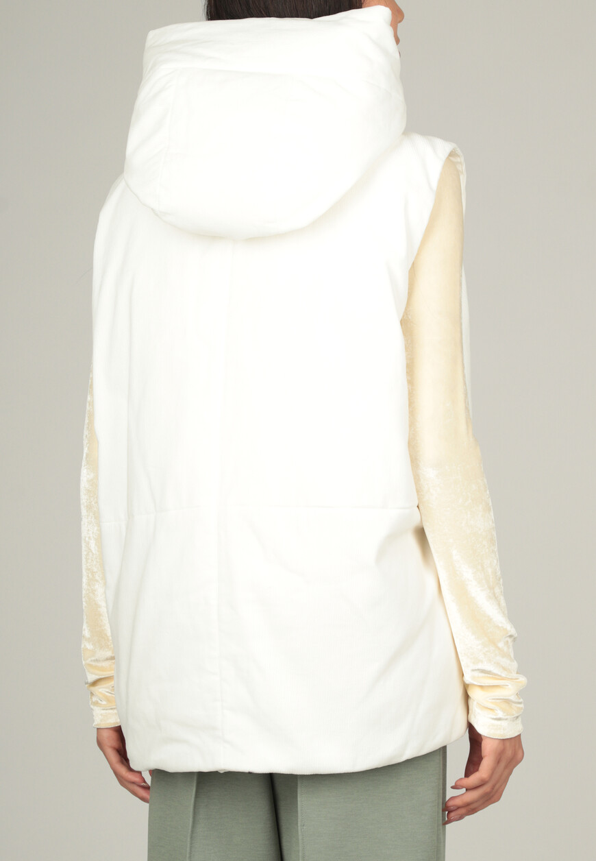 жилет  J40AF0118J45125 купить с доставкой