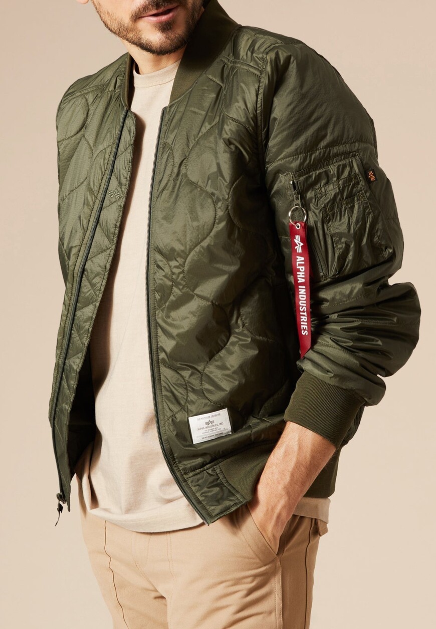 ветровка  из проверенных материалов спереди