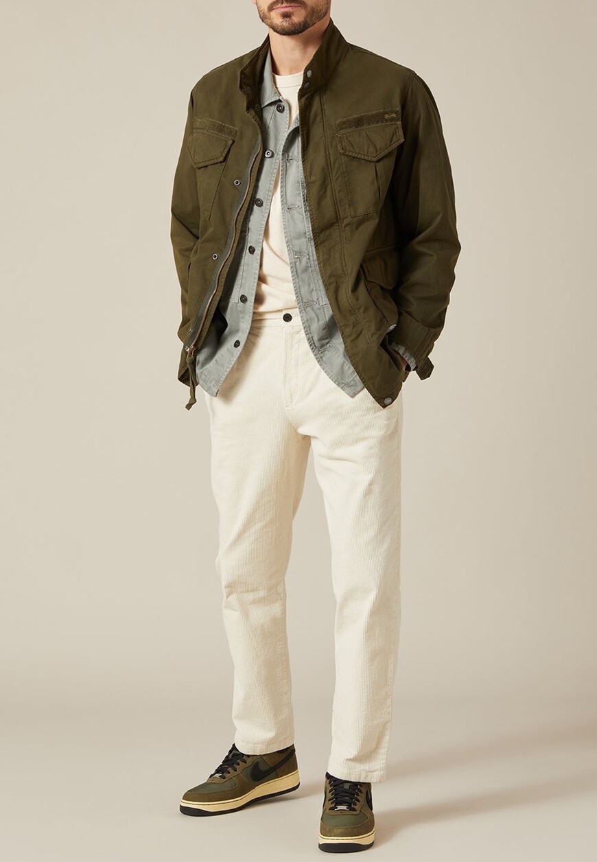 ветровка  от бренда alpha industries вид слева