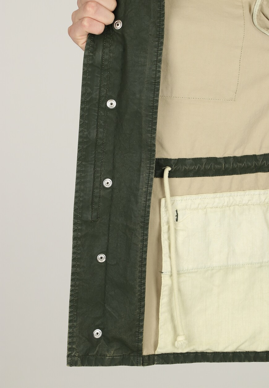 куртка  из проверенных материалов спереди