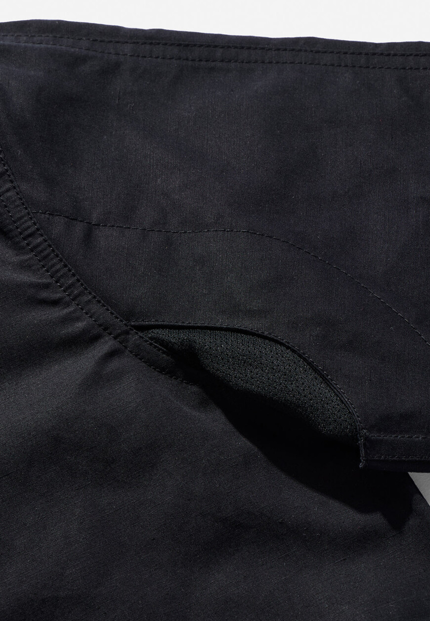 ветровка  универсального стиля с лицевой стороны