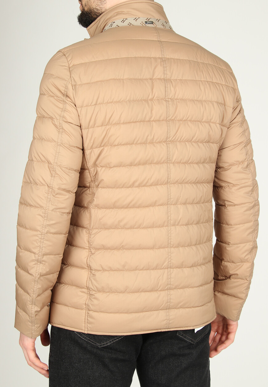 куртка  из франции вид сбоку